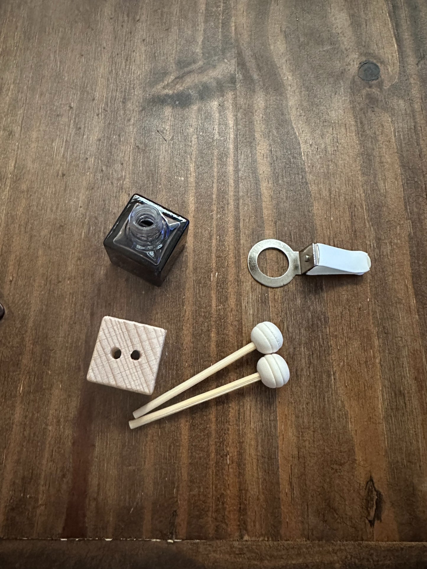 Car Freshener Vent Clip Diffusers (various scents)